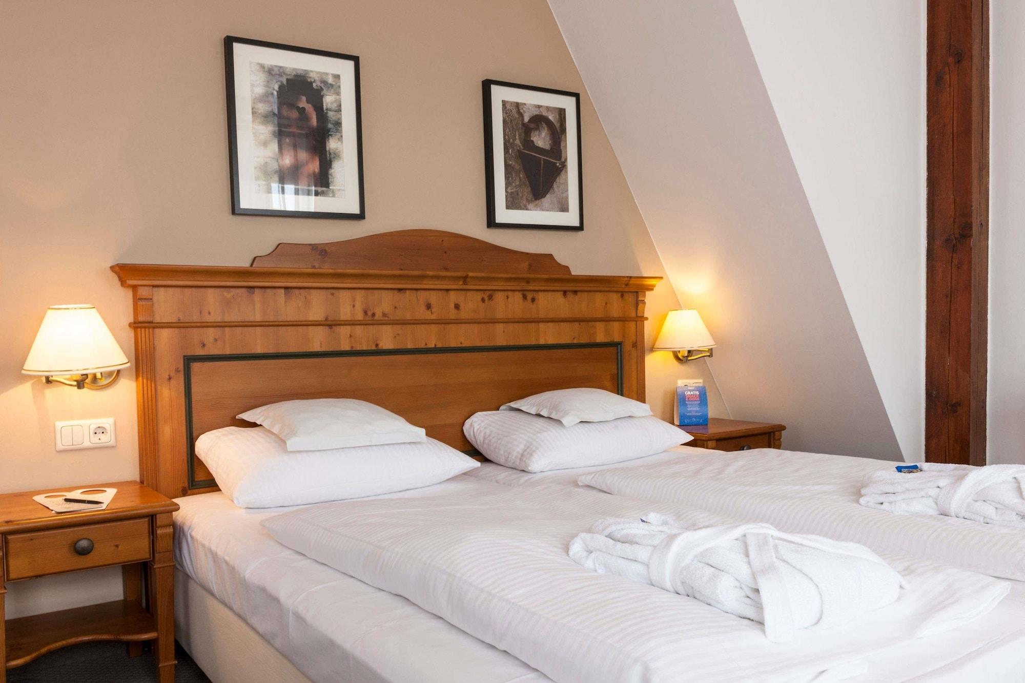 Wyndham Garden Quedlinburg Stadtschloss Eksteriør billede